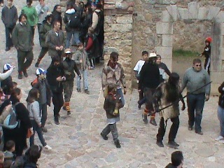 L'Accueil de Loisirs de Boussiron à la fête du P'tit Ours à Prats de Mollo