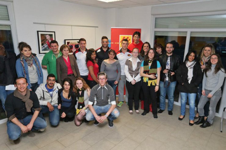 Les Dragons à la résidence Roger Sidou