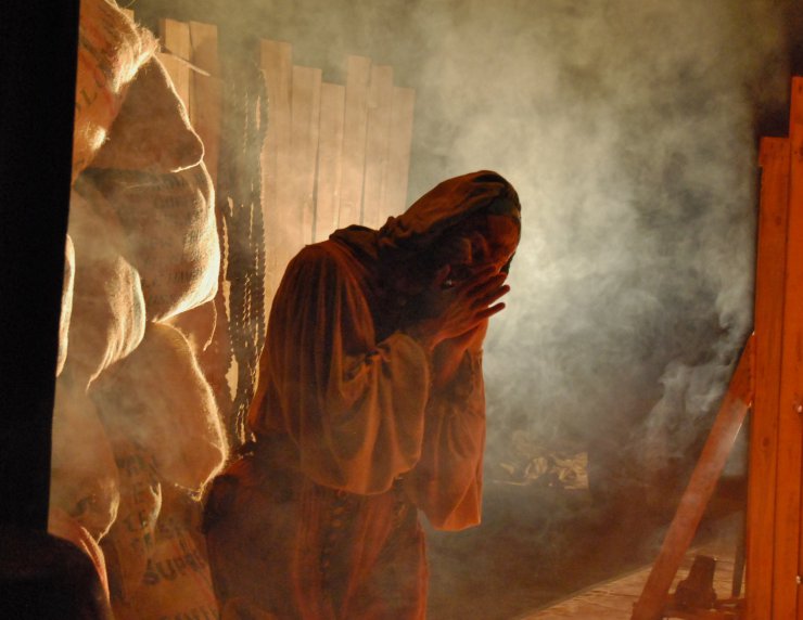 La compagnie du Kronope et ses "Fourberies" au théâtre de Thuir