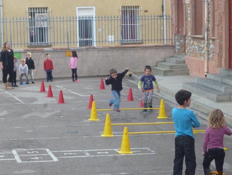 Sports innovants à l'accueil de loisirs de Théza