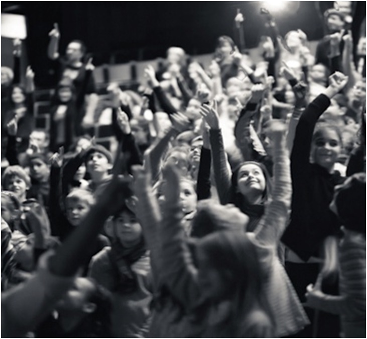 Aller au Théâtre, Théâtre à l'école