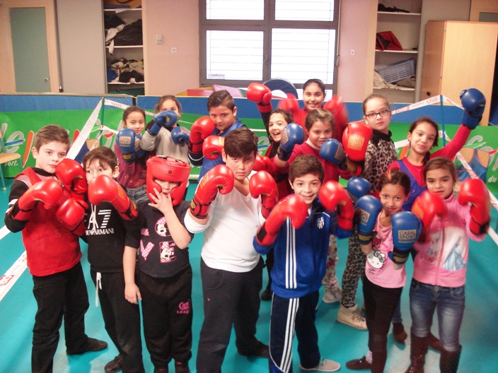 La boxe assaut s'invite chez les enfants de la Miranda