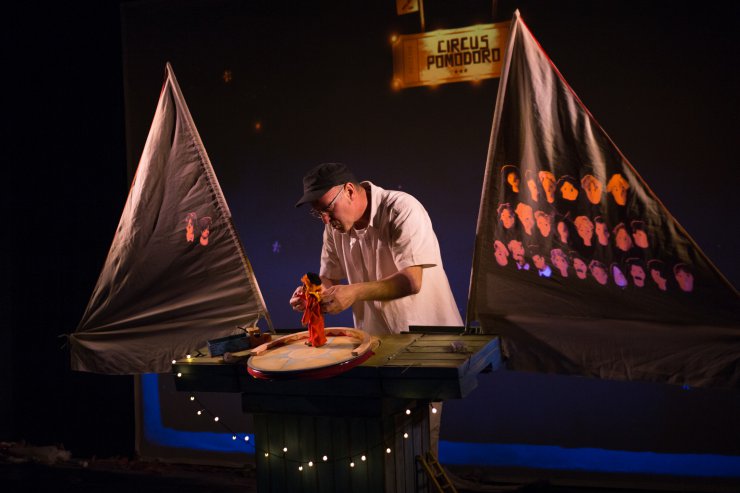 "Screen Man" encourage les enfants à poursuivre leurs rêves !