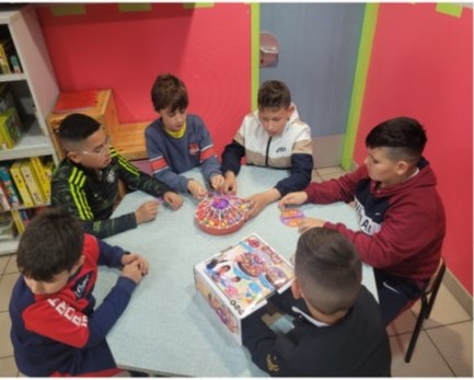 Échange Ludique Réussi entre l'ALAE Romain Rolland et La Miranda