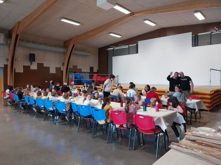 Rencontre intergénérations à Corneilla : un moment convivial et éducatif